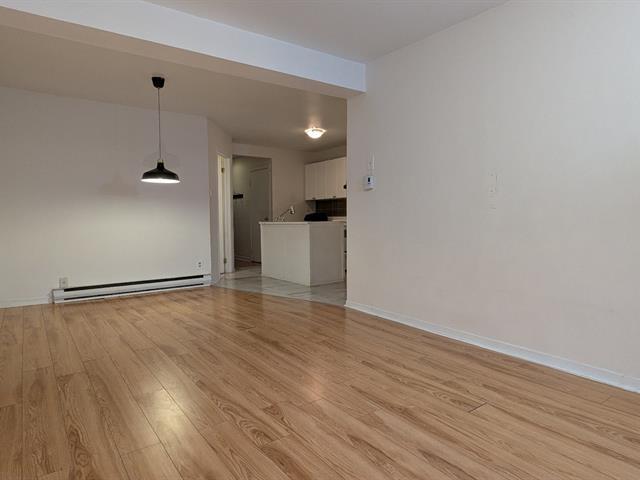 Photo - 5076 Rue Ste Marie