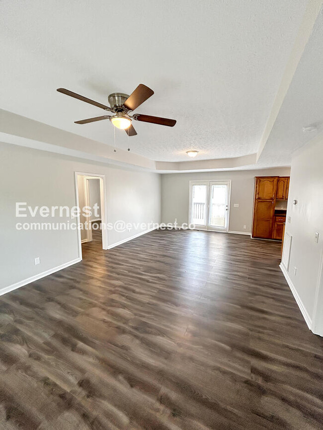 Photo - 130 Phillip Dr