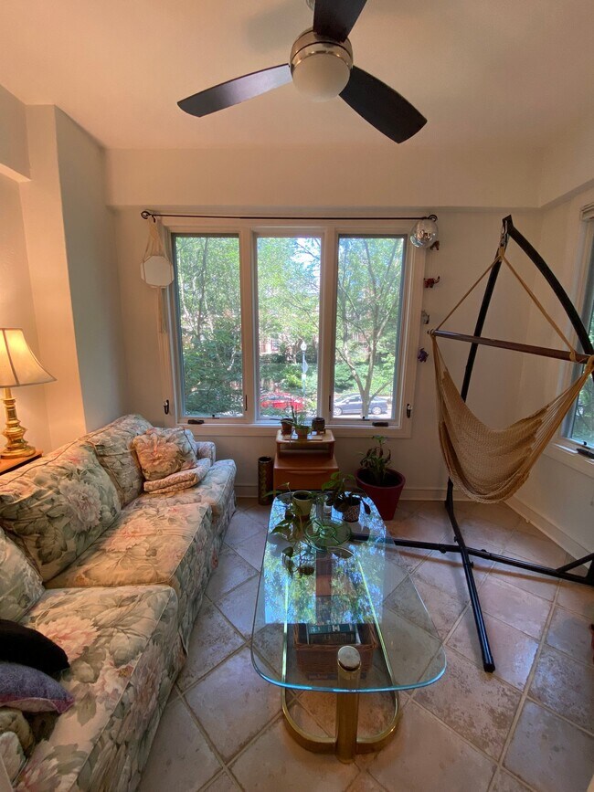 Photo - 2032 Belmont Rd NW Unit Apt 107