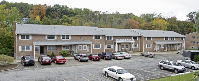 Photo - Stonegate Apartments