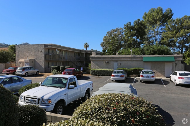 Vista del Sol Apartments