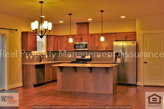 Building Photo - 410 SW Basilone Terrace Rental