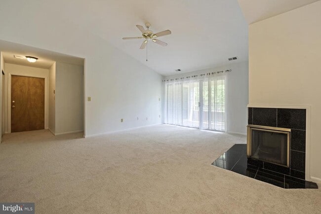 Photo - 103 Sequoia Ct