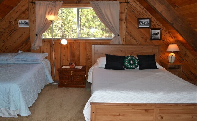 Photo - Cozy Cottage located Near Heavenly Ski Are... House