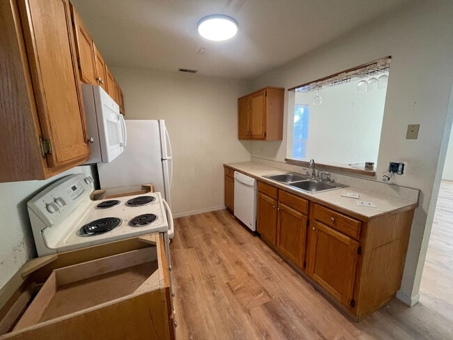 Photo - 1330 N Frideriki Dr