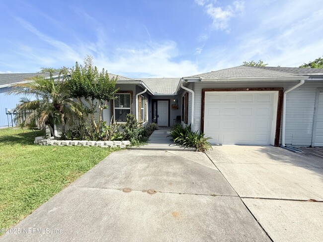Photo - 14349 Courtney Woods Ln House