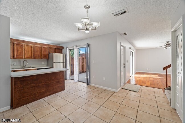 Photo - 5212 Cedarbend Dr