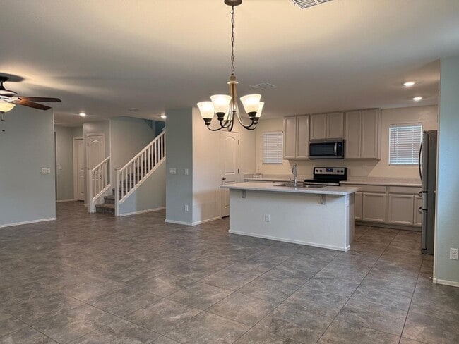 Photo - 16579 W Jenan Dr