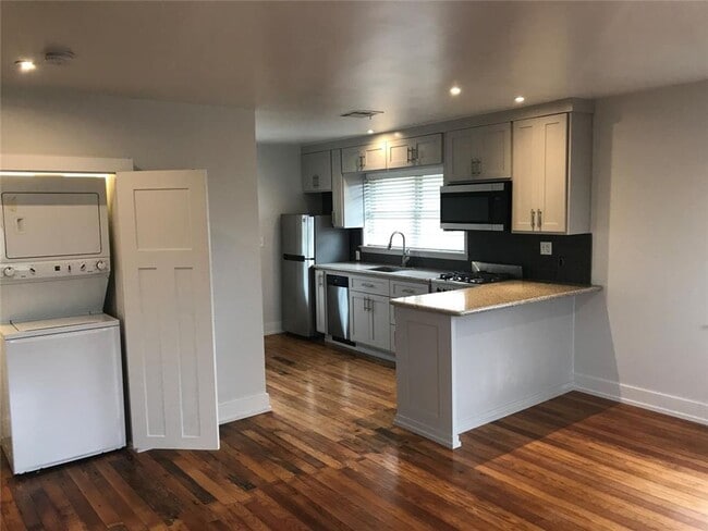 Photo - Madison Triplex Unit A (1 bedroom)