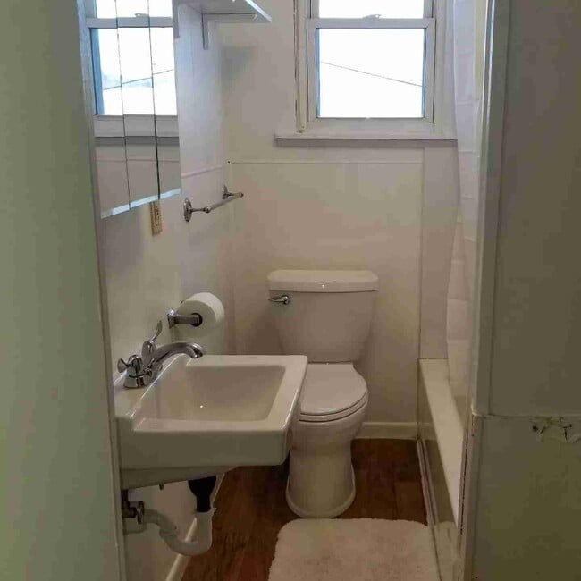 Photo - 212 20th St