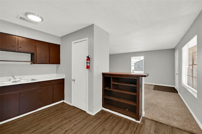 1711 Wichita St Unit 14