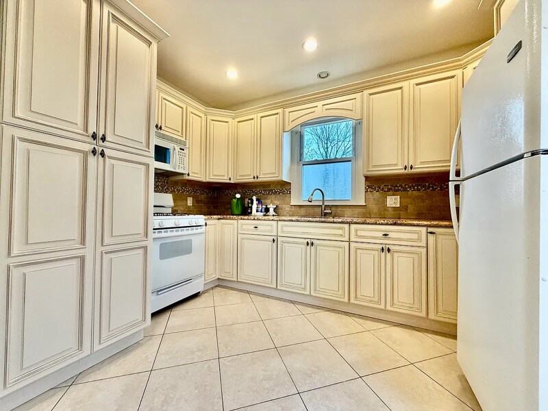 Photo - 15 Dillon Rd