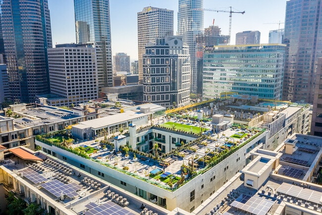 Building Photo - TENTEN Downtown