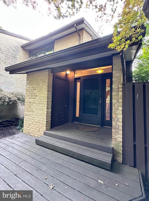 Photo - 2021 Lakebreeze Way Townhome
