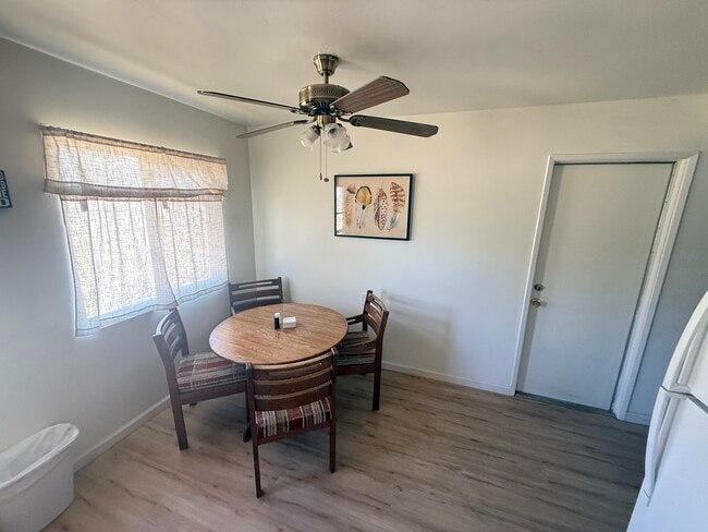 Photo - 2524 Erskine Creek Rd Unit B