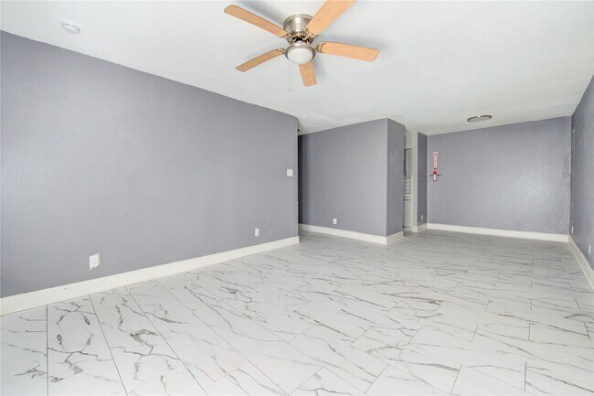 Photo - 12500 Sandpiper Dr Unidad 197