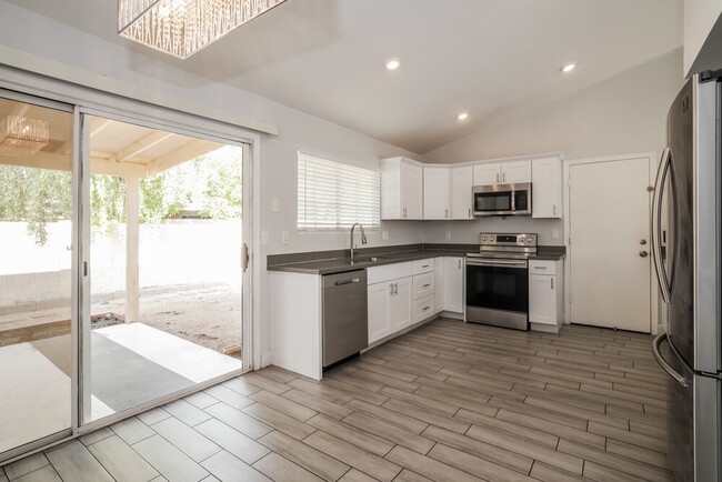 Photo - 1333 N Higley Rd