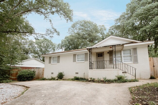 140 Catlin Cir