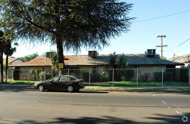 Photo - Sandstone Villas Apartments