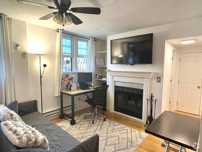 Building Photo - 84 W Concord St Unit 1 Rental