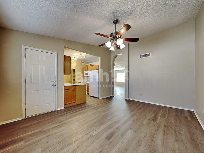 Photo - 2306 N 88th Ave