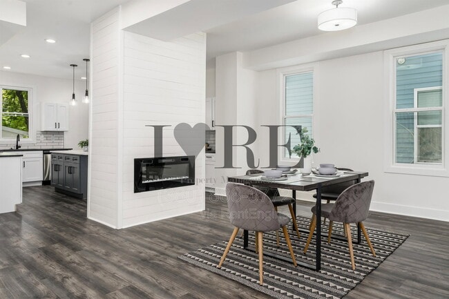 Photo - 966 Wilson Ave