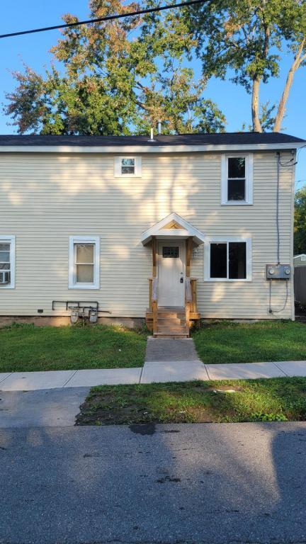 Photo - 12-14 Tabor St