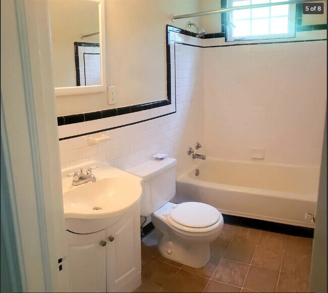 Photo - 4029 Clinton Ave Unit A