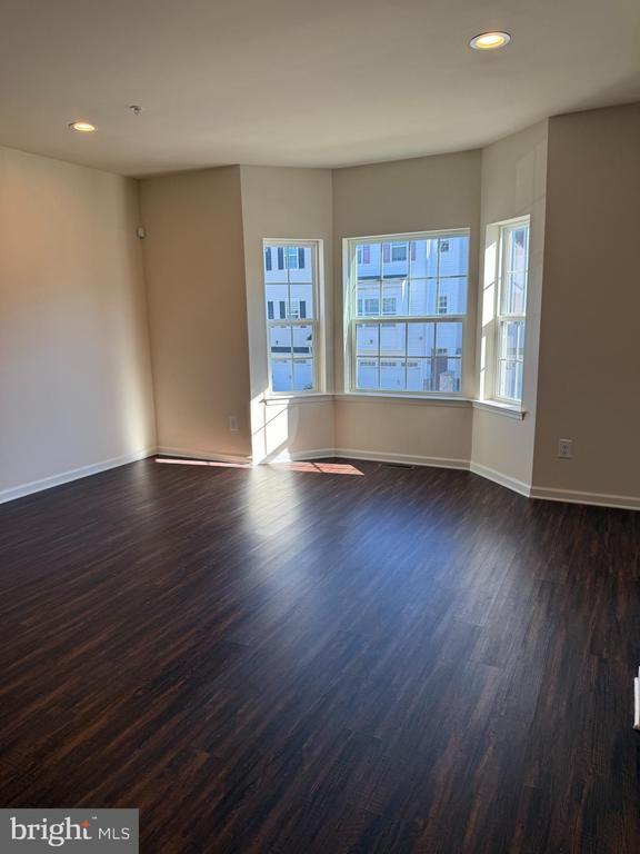 Photo - 107 Mercer Ct