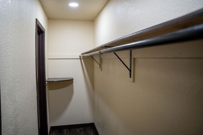 Building Photo - 6482 Alisa Ln Unit True