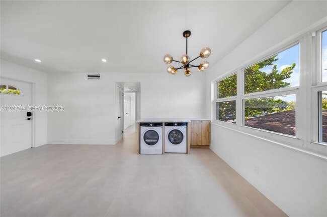 Photo - 5195 NE 18th Ave Unit 1