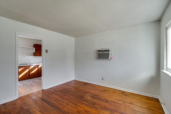 Photo - 1002 Belmeade Ave Unit 1002 Belmeade Ave Apt A