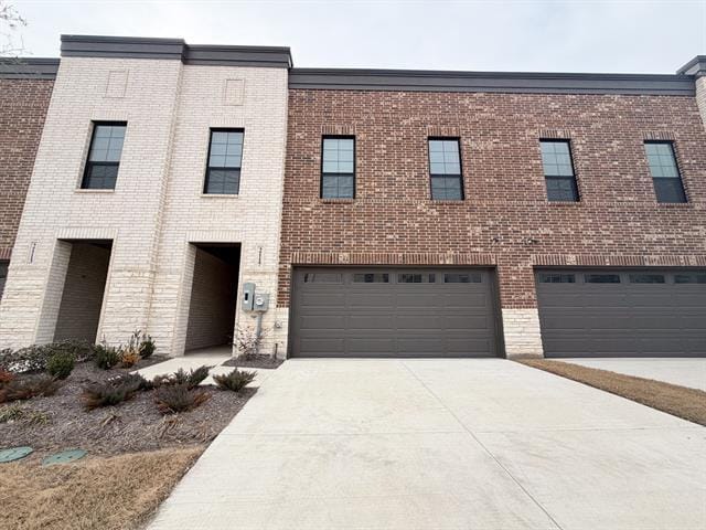 Building Photo - 2133 Layla Dr