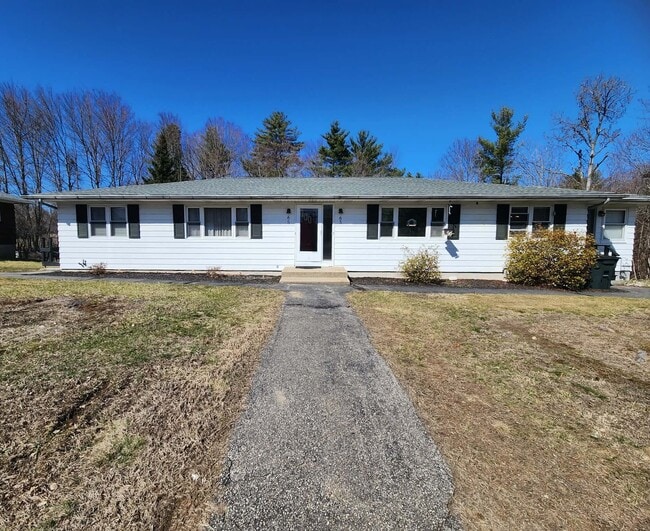 Building Photo - Unit 63 Unit 1