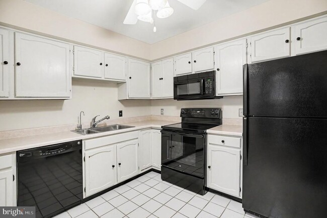Photo - 205 Valley Stream Ln Unit 205
