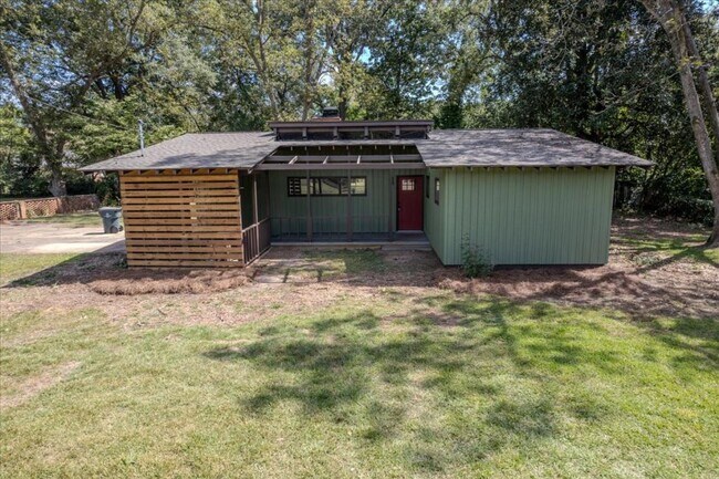 410 Hardeman Ave