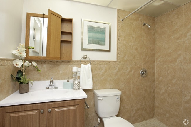 Photo - La Estancia Apartments