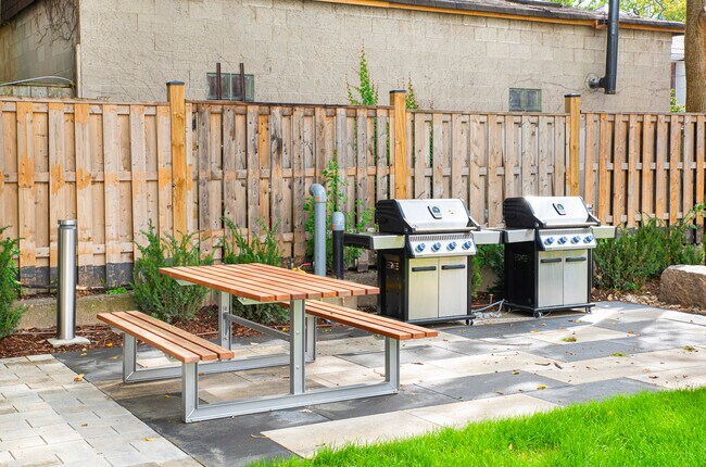 Photo - Clairview Manor