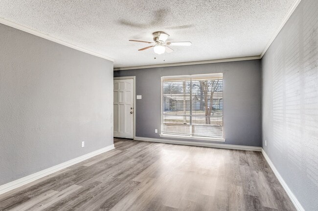 Photo - Spacious 4 Bed, 2 Bath Single-Story Gem in Dallas' Pleasant Grove – Move-In Ready and Available Now!