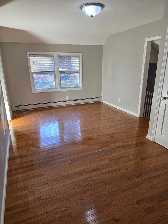 Photo - 28 Ridgeway St Unit A