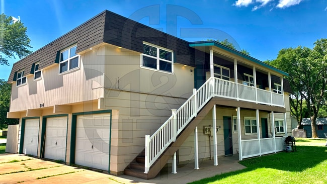 Edwards St Triplex