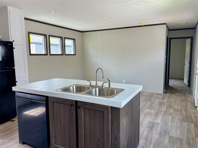 Photo - 720 S Shanks St