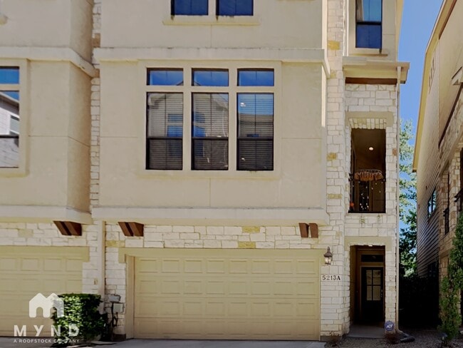Building Photo - 5213 Eigel St Rental