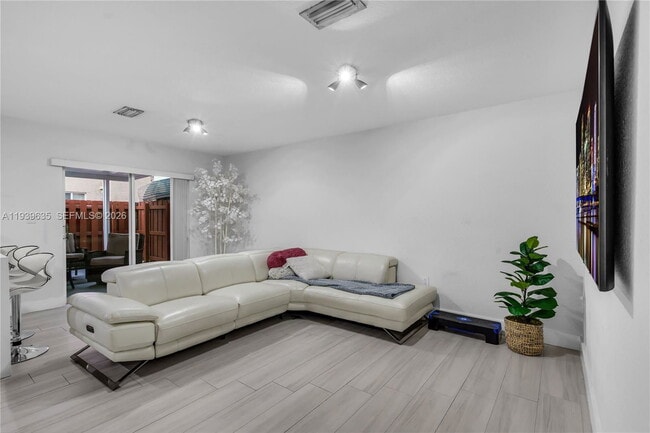 Photo - 10718 NW 87th Ct