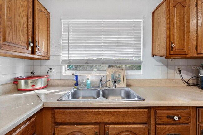 Photo - 5230 45th Ave N