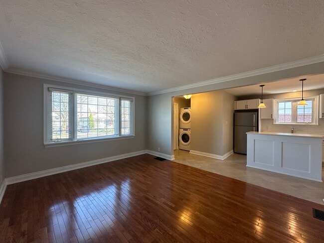 Photo - 190 Highland Ave