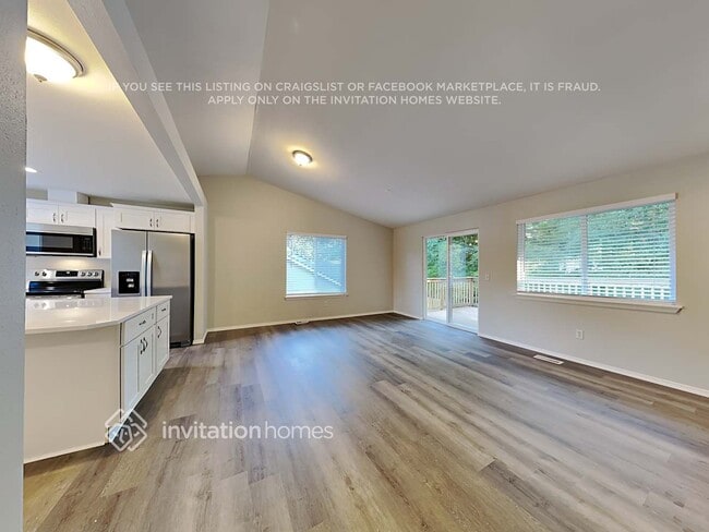 Photo - 13826 93rd Ave E