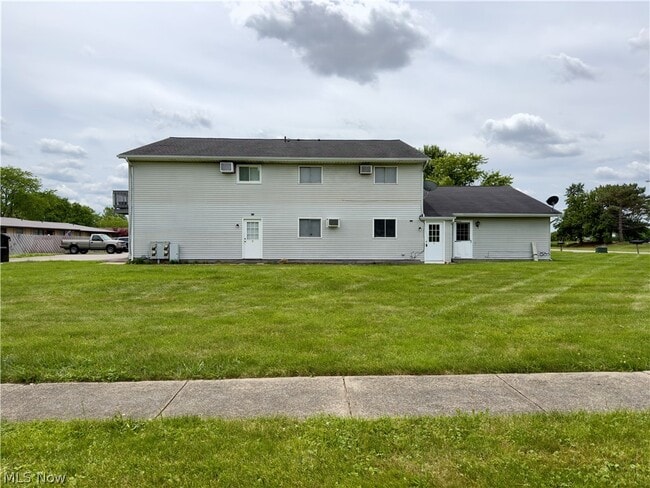 Building Photo - 229 Brunswick Dr