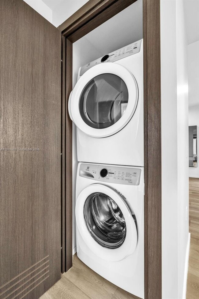 Photo - 398 NE 5th St Unidad PH 4701