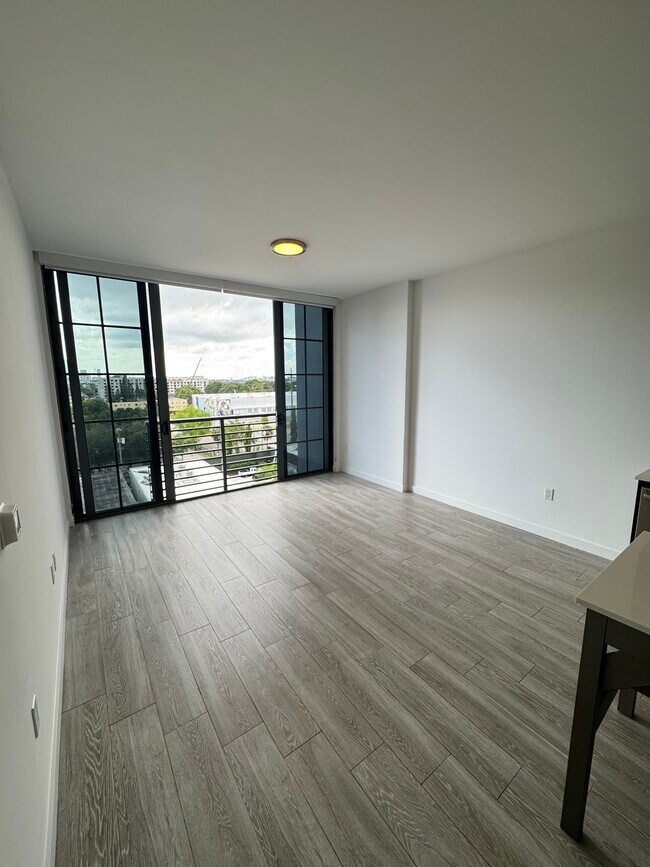 Photo - 111 NW 27th St Unidad A1